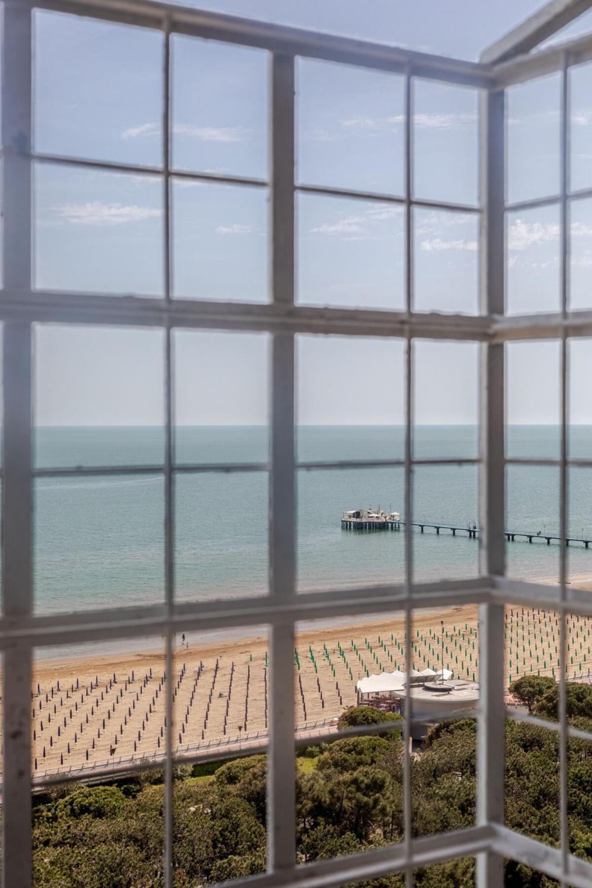 Skyline Lignano Lignano Sabbiadoro Exterior foto